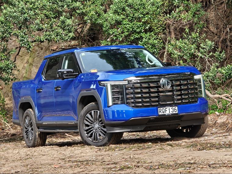 MG U9 Explore Pro review: the big ute that thinks it's an SUV