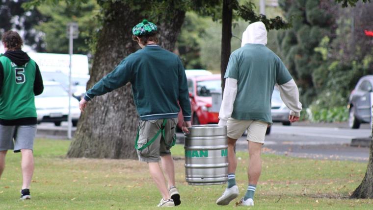 Preloading and antisocial behaviour: Police push for bigger Dunedin booze ban