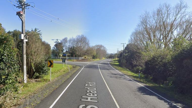 One dead in South Head crash after police saw vehicle speeding
