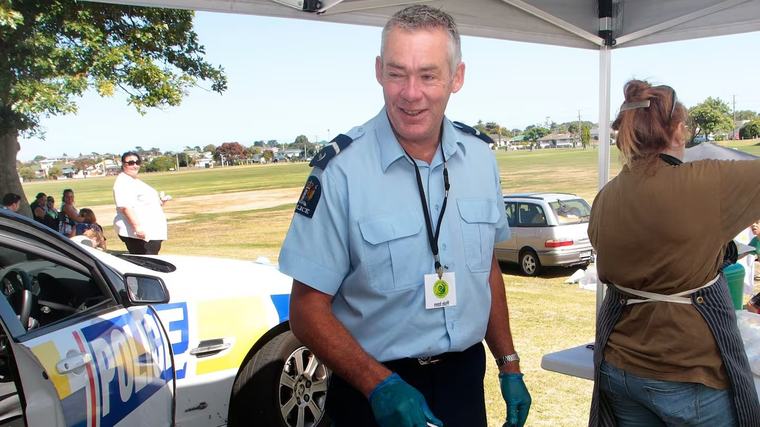 Whanganui police officer Peter Gray accused of tipping off drug suppliers