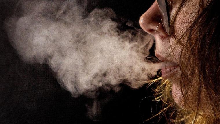 Woman arrested at Auckland Airport with 3kg of drug linked to ‘space vapes’