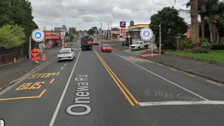 Police hunt man after person rushed to hospital following Auckland attack